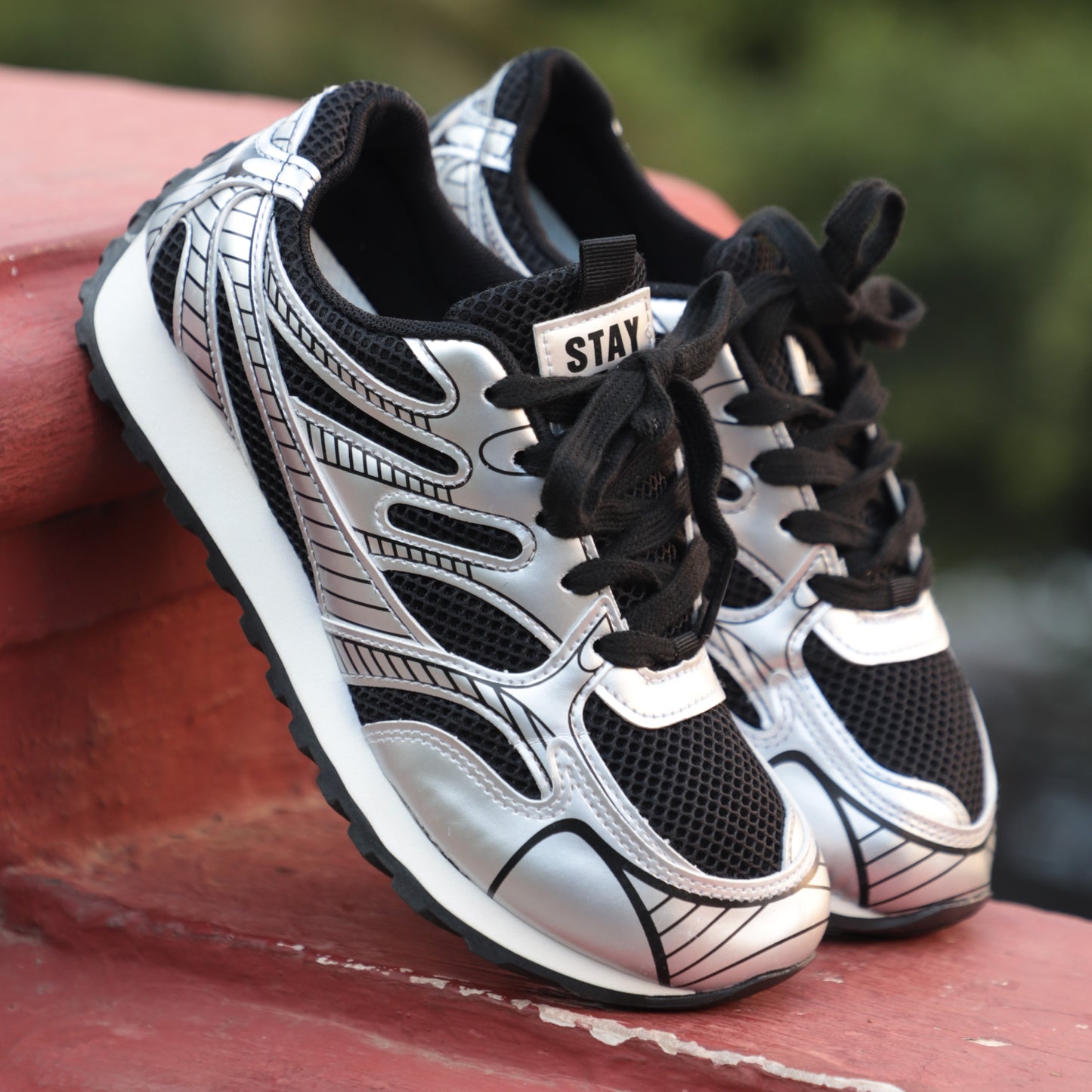 New Women's Casual Elevated Sneakers