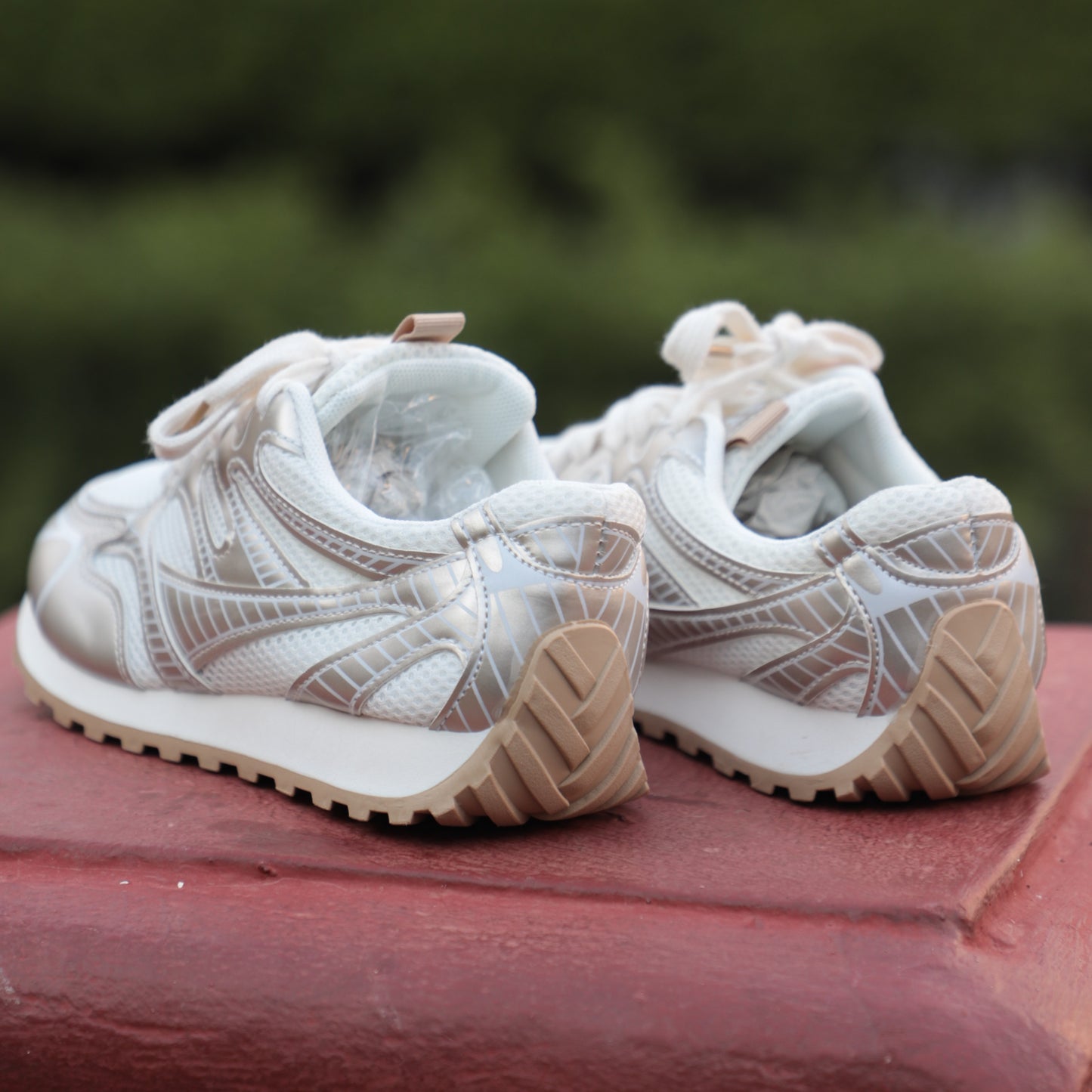 New Women's Casual Elevated Sneakers