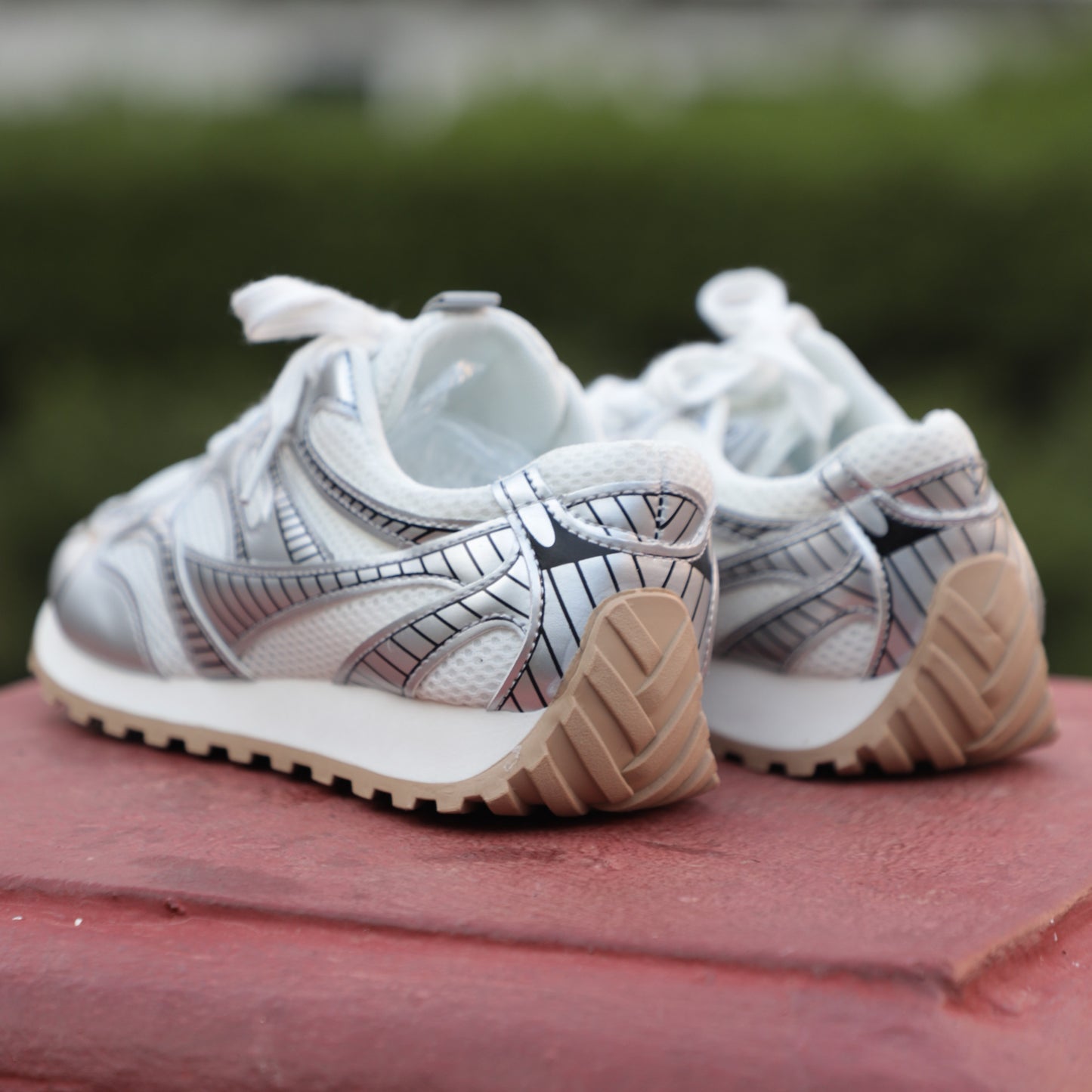 New Women's Casual Elevated Sneakers